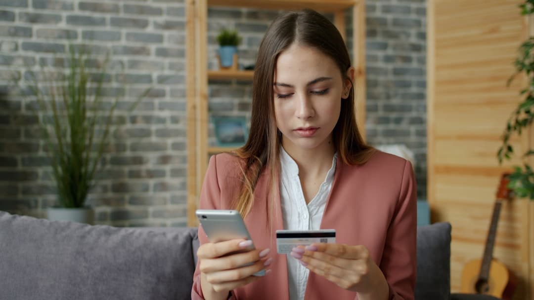 A customer securely making a payment with Holdyn